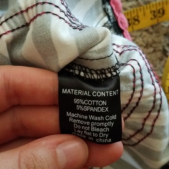 Sourpuss Party Skull Dress Pinup Rockabilly NWOT - Picture 7 of 7